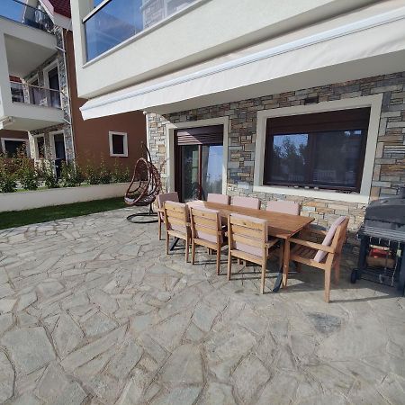 Villa Cassiopeia Nikiti  Exteriör bild