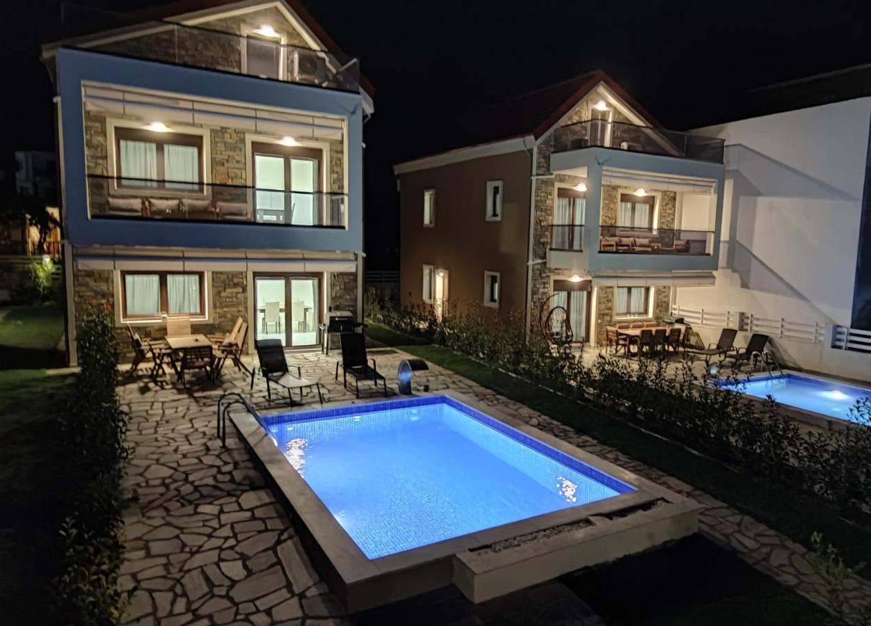 Villa Cassiopeia Nikiti  Exteriör bild